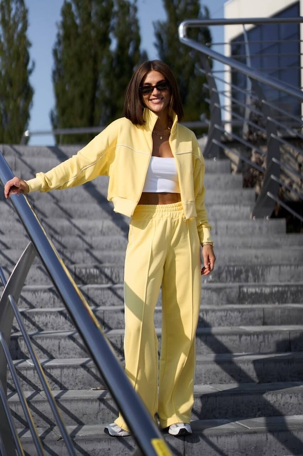Women’s Viera sports suit in lemon color